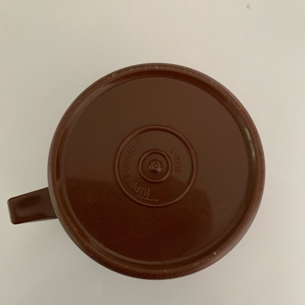 Tupperware Mug Lid Saucer chocolate Brown Vintage Camping Travel Coffee Cup - Picture 10 of 10